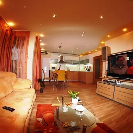 City Star Apartment